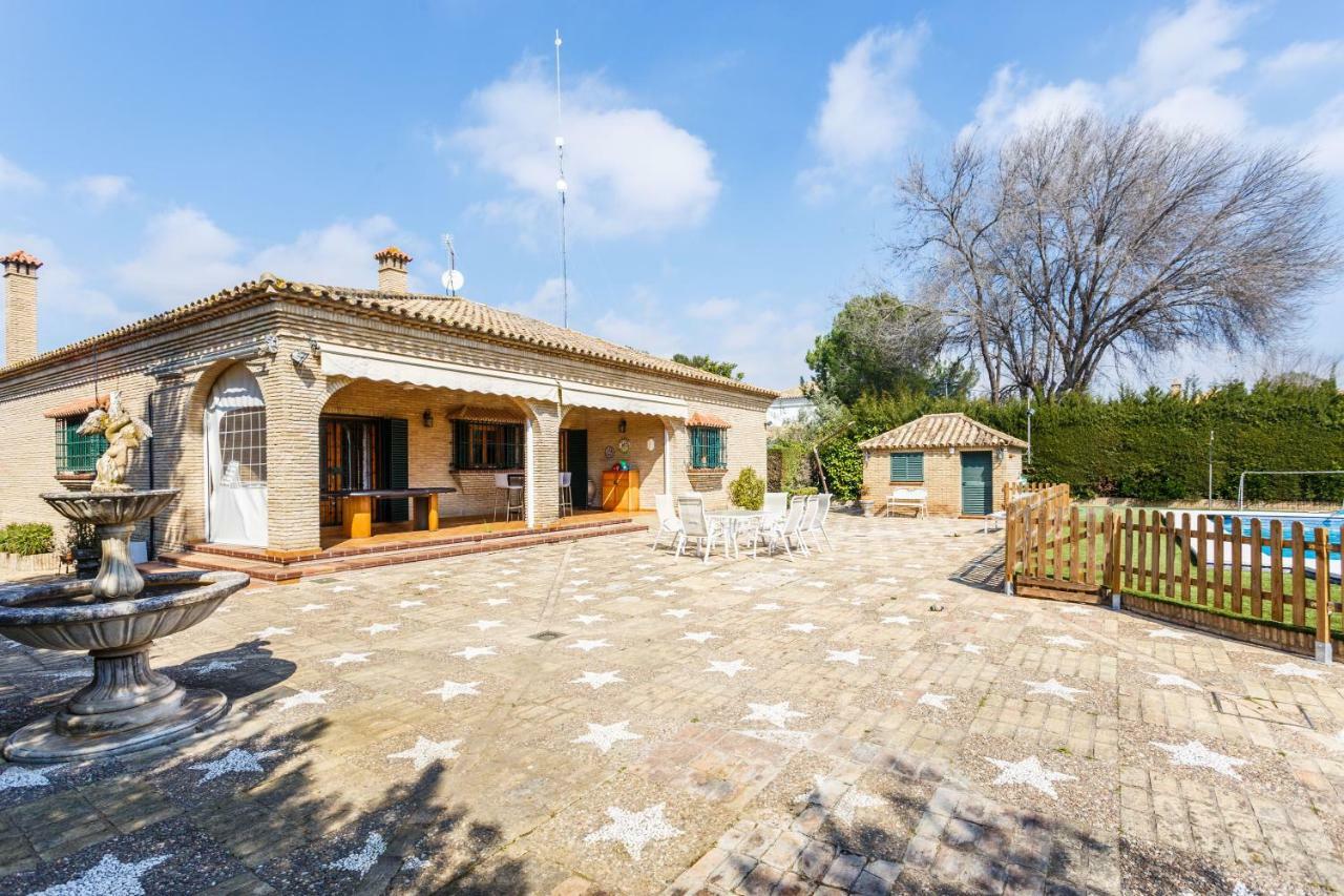 Divi Apartments Villa Reyes Mairena del Aljarafe Exterior photo