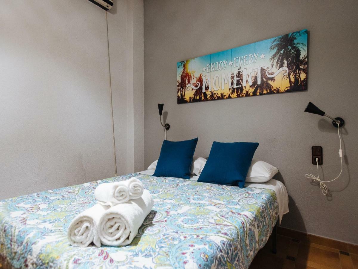 Divi Apartments Villa Reyes Mairena del Aljarafe Exterior photo