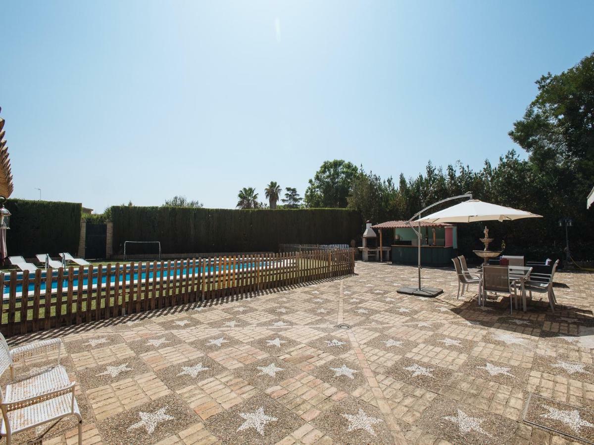 Divi Apartments Villa Reyes Mairena del Aljarafe Exterior photo